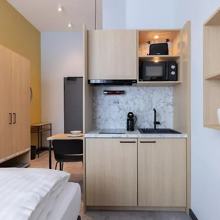 Candlewood Berlin Airport By Ihg Hotell 3*