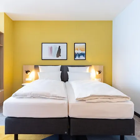 Candlewood Berlin Airport By Ihg Hotell Schönefeld