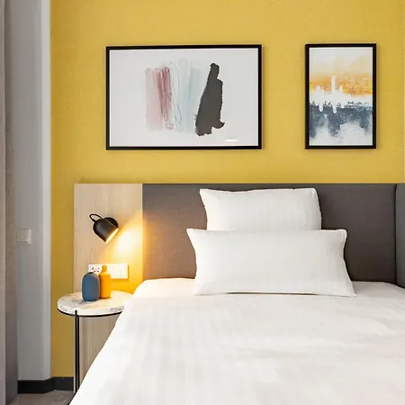 Candlewood Berlin Airport By Ihg 3*